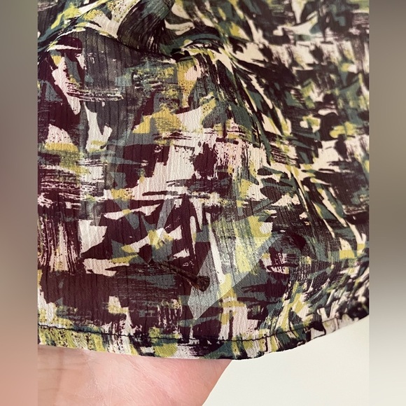 NWT Liz Claiborne Sleeveless Blouse with Cream Camisole Women’s Size Small - Picture 2 of 13